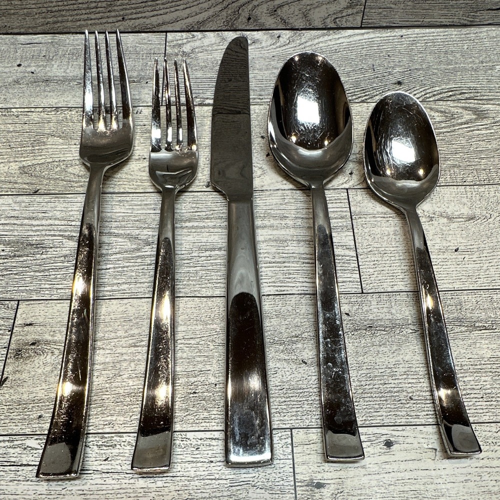 J.A. Henckels Intl Metro 18/10 Stainless Flatware 5PC Modern Shiny Silver